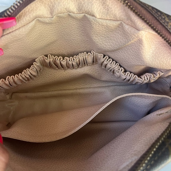 Louis Vuitton Monogram Trousse Toilette 23 w/Shopping Tote - Picture 7 of 16